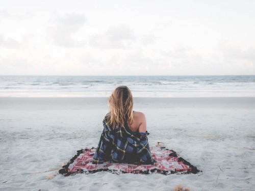 More Canadian women are travelling solo, survey says