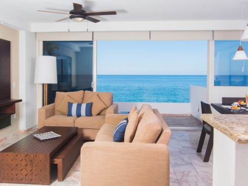 PHOTOS: Transat adds Costa Sur Resort & Spa to Mexico portfolio