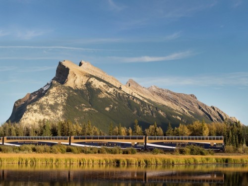 Rocky Mountaineer stops agents in their tracks with $500 offer