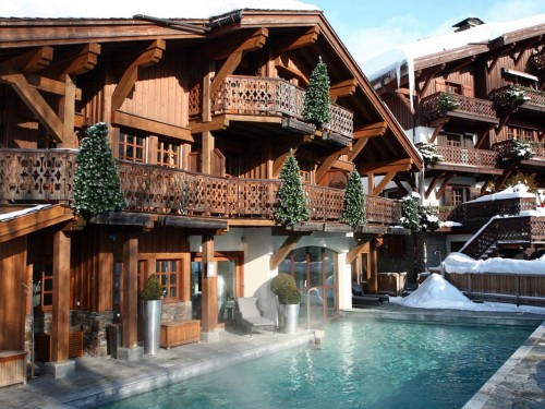 PHOTOS: Four Seasons brings winter luxury to the French Alps