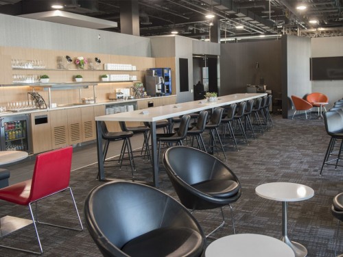 Air Canada unveils Maple Leaf Lounge Express in YYZ