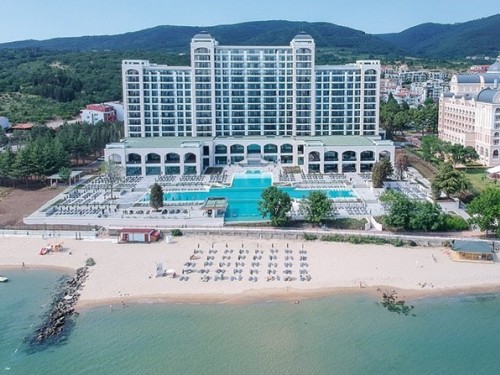RIU opens another five-star, adults-only hotel in Bulgaria