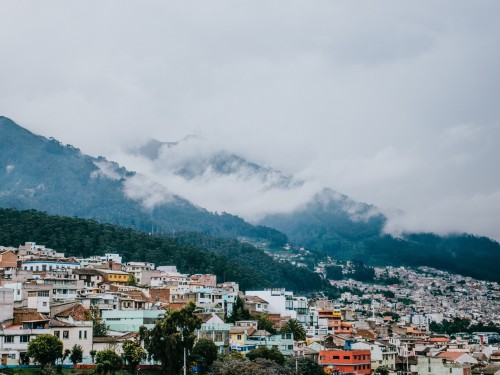 Canada expands air agreements with Ecuador, Tunisia & Grenada