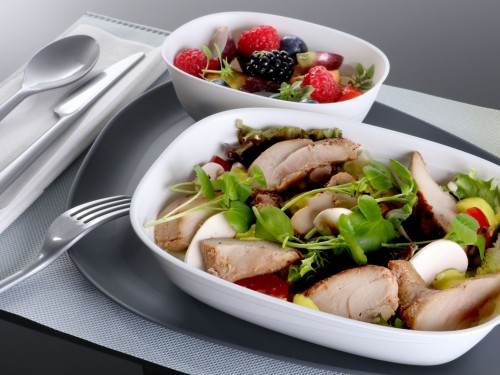 Welcome cocktails, meal upgrades coming to Delta's economy class