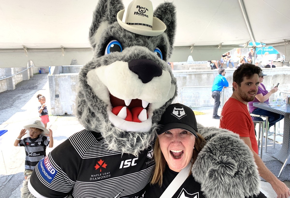 Transat entertains partners at Toronto Wolfpack rugby game