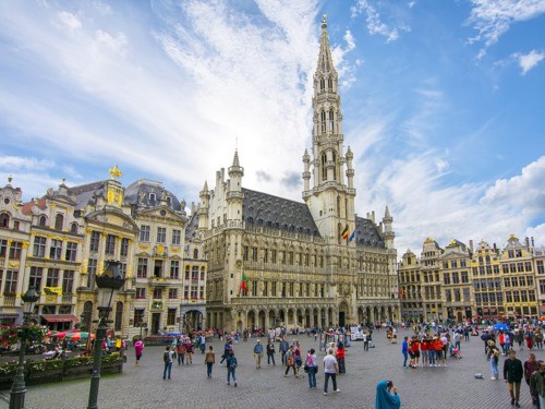 Air Canada launches year-round service to Brussels