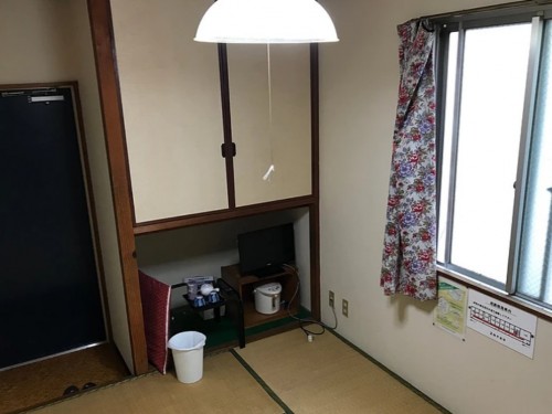 Japan hotel offers $1 hotel stays ... in exchange for livestream video