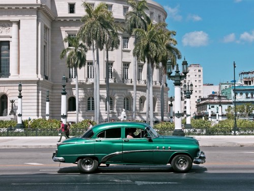 Cuba welcomes 1M Canadians for the second year in a row
