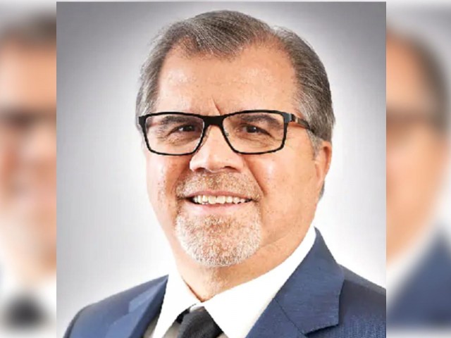 NCLH has enough cash to survive "at least" 18 months, says CEO Frank Del Rio