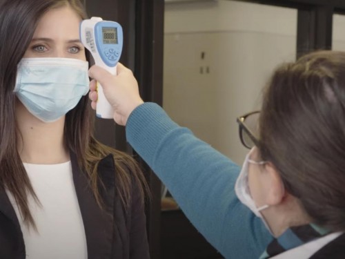 VIDEO: WestJet introduces non-contact temperature scanning