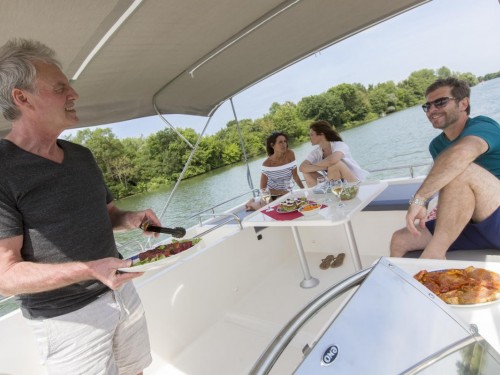 Sensible staycations: Le Boat lets travellers be captain of their own cruiser