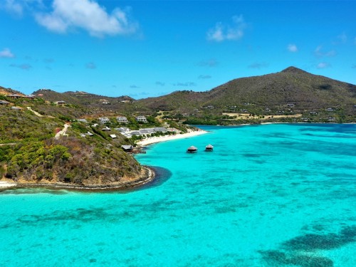 Canadians can visit St. Vincent & the Grenadines with Air Canada Rouge this July