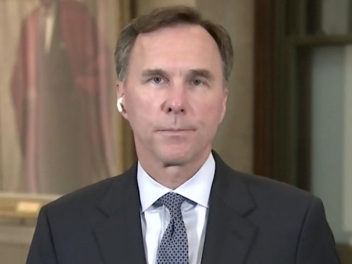 Canada’s finance minister rejects travel industry’s plea to lift travel restrictions