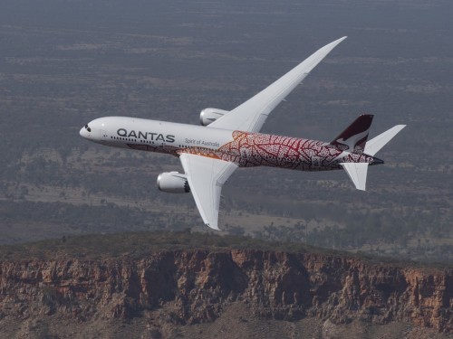 Qantas to cancel almost every international flight until March 2021