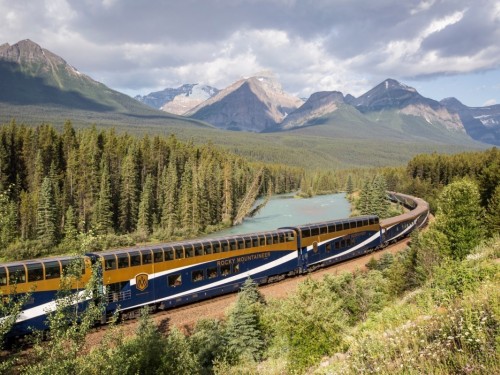 Rocky Mountaineer updates suspension through October