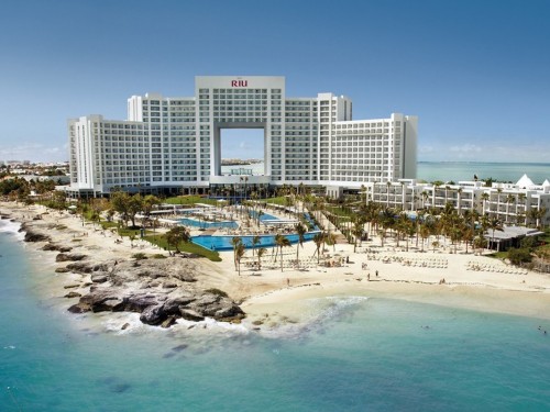 RIU provides 22,000+ hours of COVID prevention training for staff