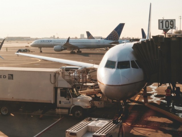 Airline industry calls for a relaxing of rules on slots