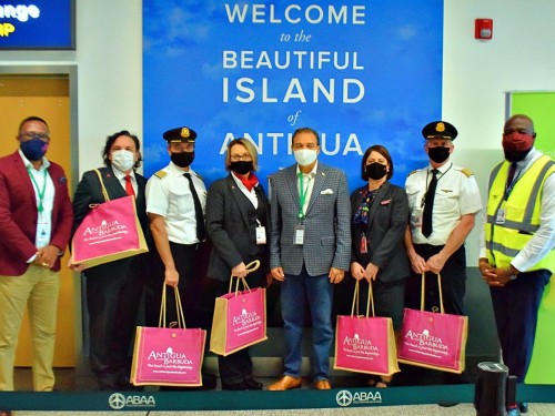 Sunshine calling: Air Canada returns to Antigua