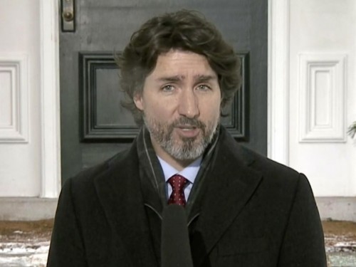 Mandatory hotel quarantine is a “possibility that we are examining”: Trudeau