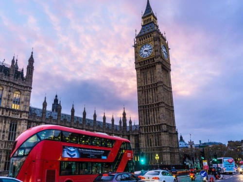 U.K. unveils mandatory 10-day hotel quarantine for travellers. Is Canada next?