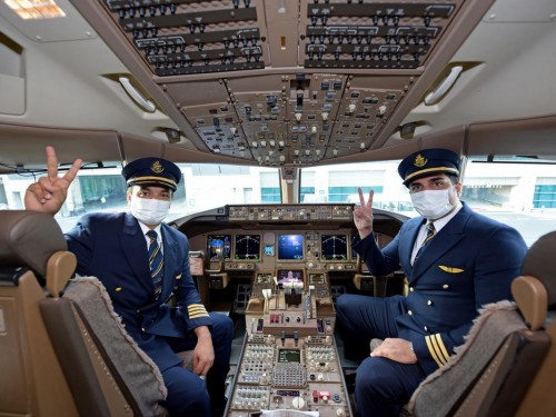 Emirates operates first flight serviced by fully vaccinated team
