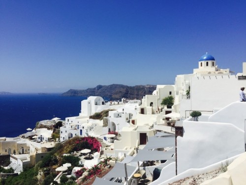 Greece planning to reopen tourism May 14; rapid testing part of the plan