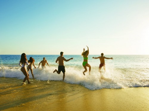 VIDEOTORIAL: AMResorts introduces new master brand AMR™ Collection