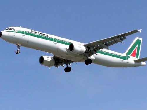 Alitalia cancels all flights after Oct. 15, new airline will take over