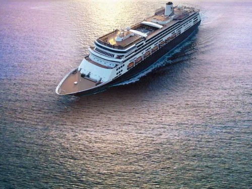 HAL's Volendam & Zaandam are returning to service in May 2022