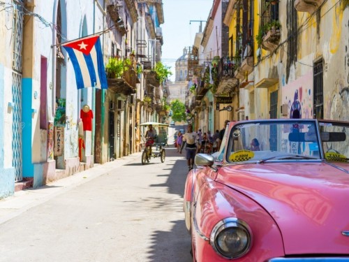 Hola Sun resuming Cuba operations with Air Transat in Nov., OWG in Jan.