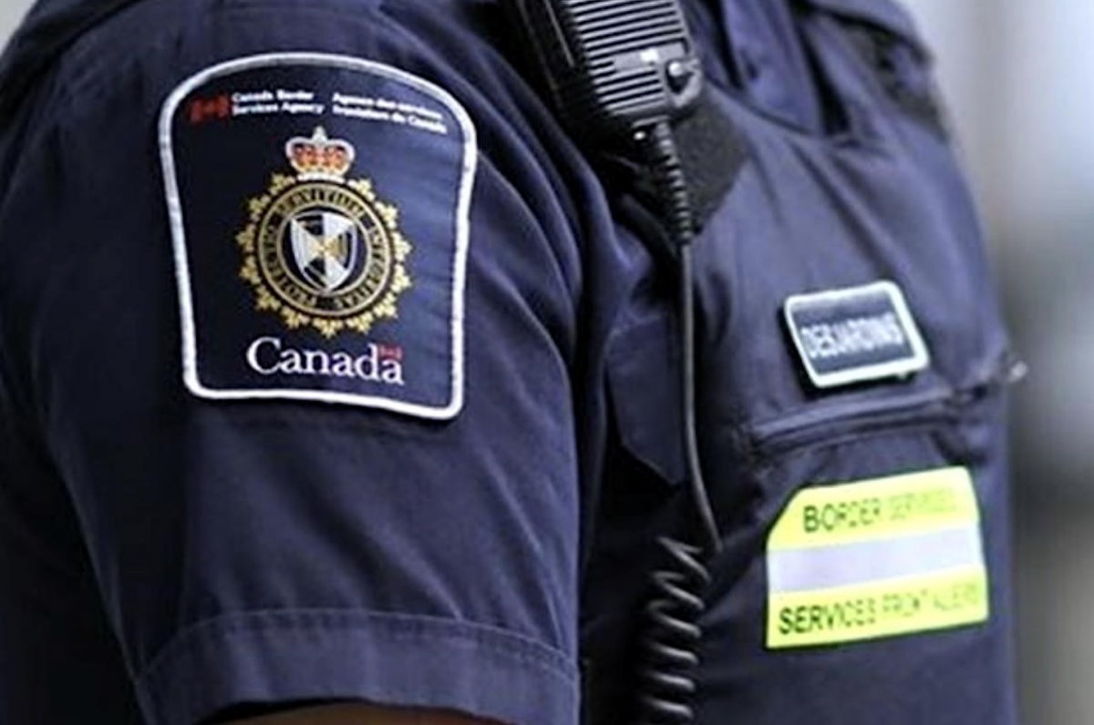 Travellers can now give details in person at border instead of using ArriveCAN: Mendicino