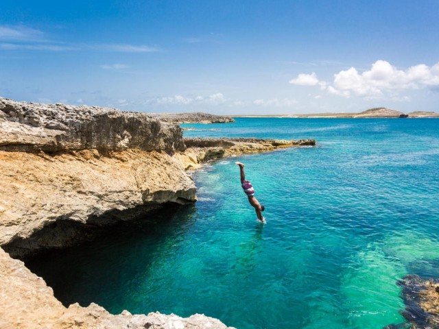 Anguilla approves day trips & cruise excursions on island