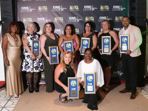 Canadian agents celebrated at JTB's One Love Affair in Jamaica