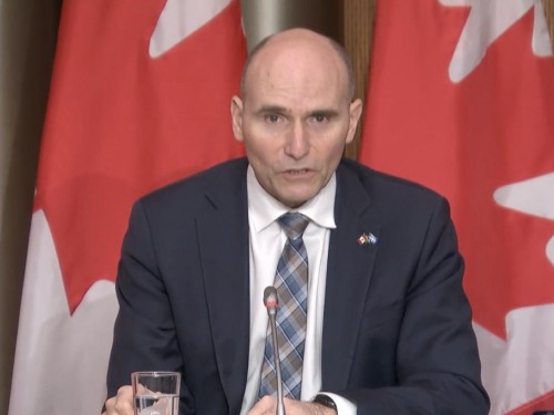 Ottawa tells Canadians to avoid non-essential travel, warns that more measures are coming