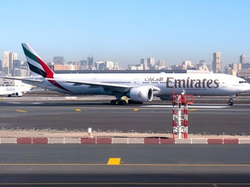 Red flags: U.S. 5G dispute leads to flight cancellations, changes