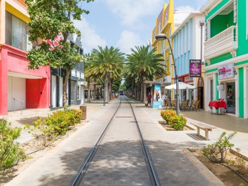 Aruba updates entry requirements for Canada & U.S.