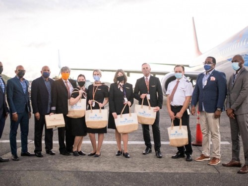 VIDEO: Saint Lucia celebrates the return of Sunwing Airlines