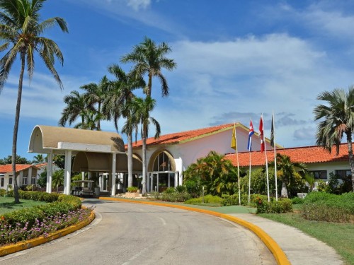 Starfish Cayo Guillermo Resort opens on Cuba's northern coast