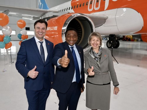 Canada Jetlines unveils first A320 aircraft at VIP event at Waterloo airport