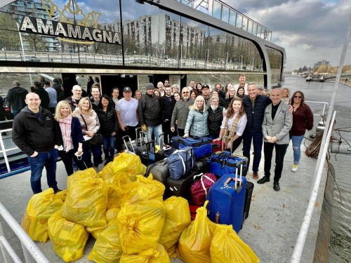 Ensemble Travel Group’s top producers organize donations for Ukrainian refugees