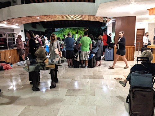 “We sincerely apologize”: Sunwing processing flights manually as system outage continues