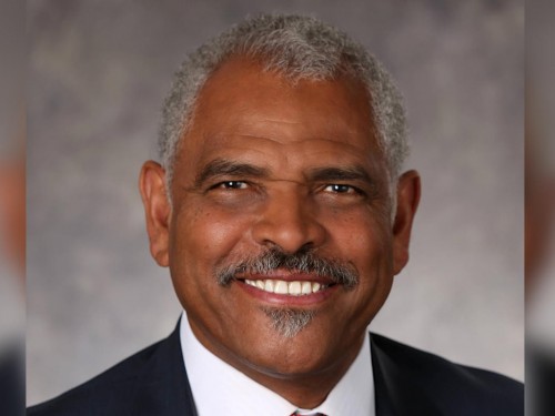 Carnival CEO Arnold Donald stepping down; COO Josh Weinstein to become new chief