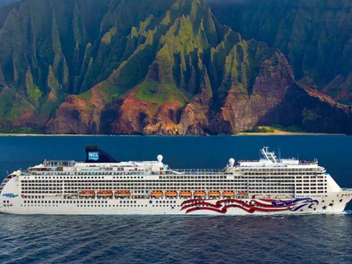 Crew shortage forces NCL to limit occupancy on Hawaii sailings