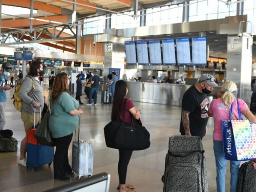 U.S. to end COVID-19 testing requirement for air travellers on Sunday: report