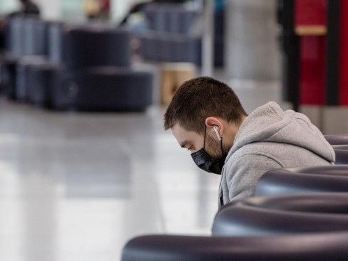 More than half of domestic flights to Canada’s major airports delayed, cancelled