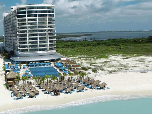 Playa Hotels & Resorts to manage Seadust Cancun Family Resort