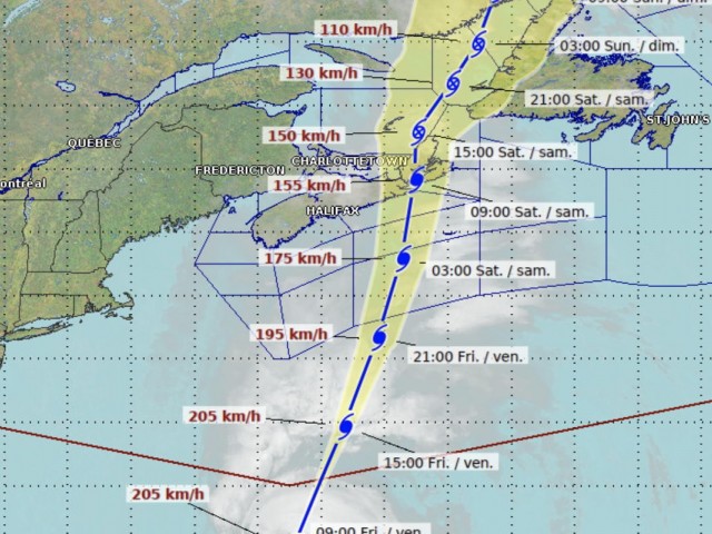 Airlines post advisories as Hurricane Fiona approaches Atlantic Canada