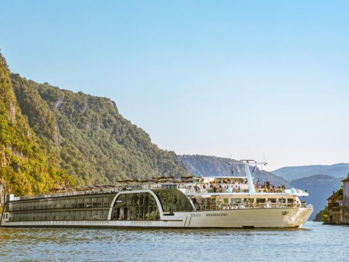 AmaWaterways unveils free land packages on Europe, Egypt & Mekong cruises