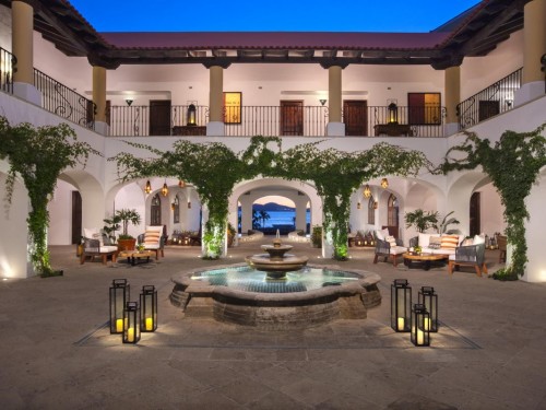 AMR Collection unveils deep discounts for dream getaways