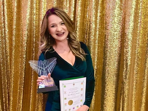 Travel advisor who opened storefront agency during pandemic wins award